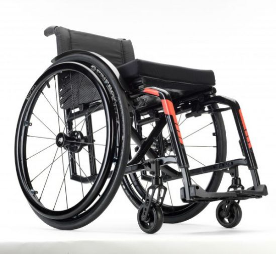 Активная кресло коляска повышенной функциональности Compact