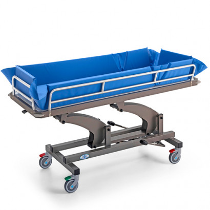      SHOWER-TROLLEY-FOR-PAEDIATRIC-USE